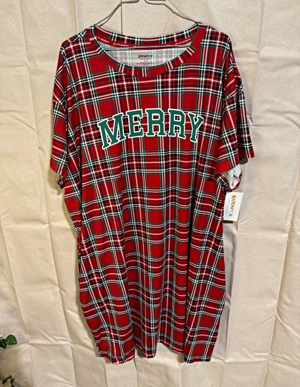 Joyspin Red Plaid "MERRY" Sleep Shirt
